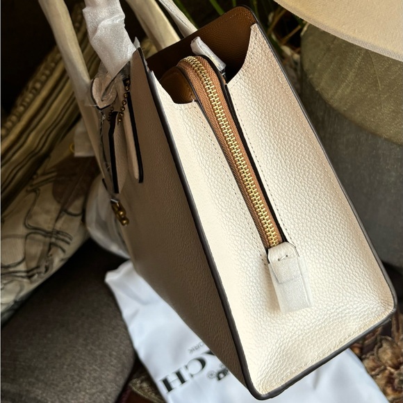 Authentic COACH 1941 pebbled leather 3 compartments 2way zip Satchel/Crosby - Picture 9 of 16